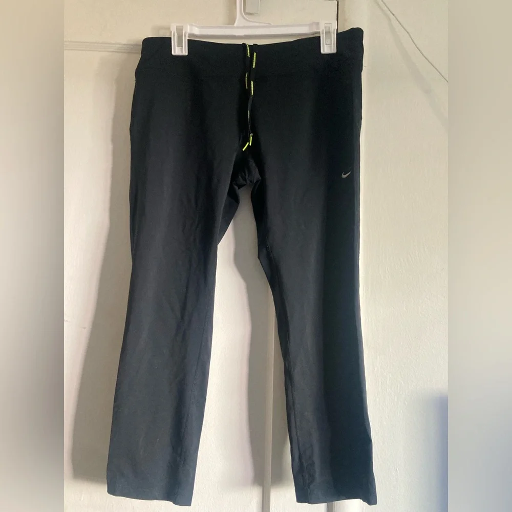 Nike Black Dri-FIT Performance Pants - Picture 1 of 5